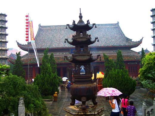 The Grand Xiangguo Temple